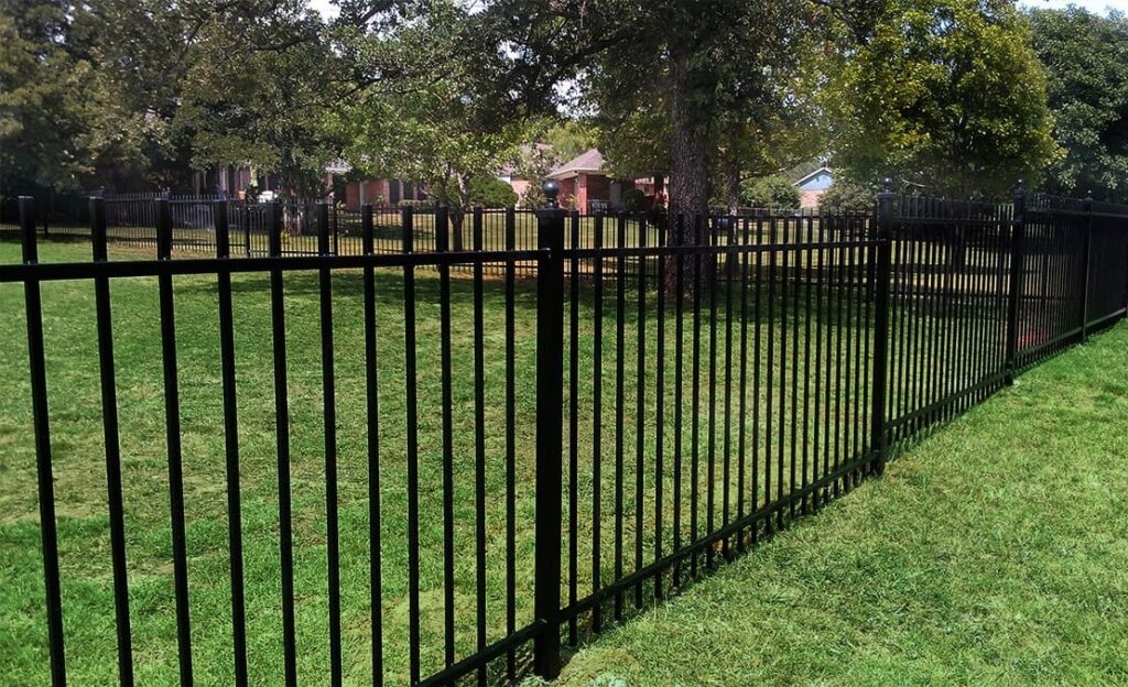 Picket-top iron fence