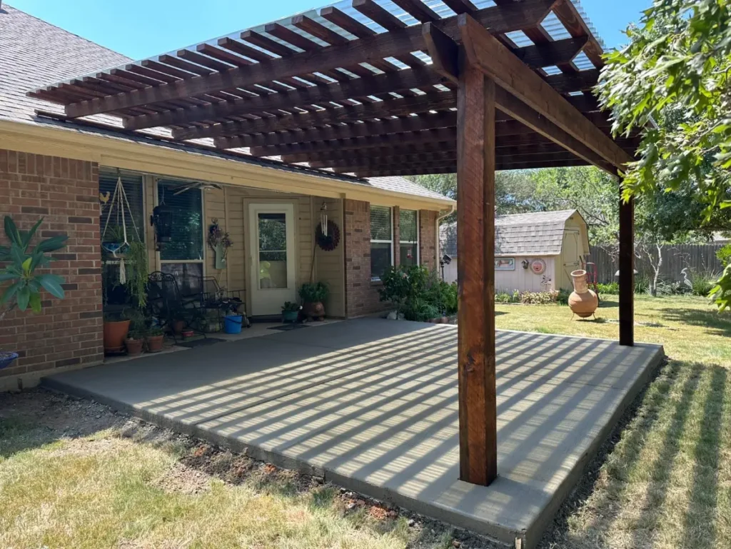 Finished new pergola made by A & A Fence and Concrete