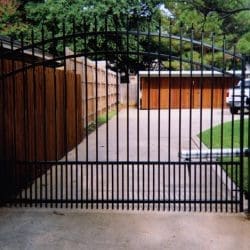 Double arched drive gate